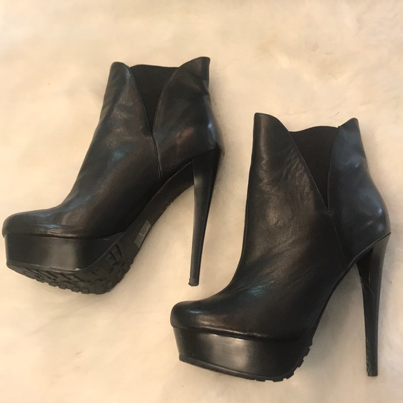 Luxury Rebel Yassa platform booties! - Picture 4 of 8